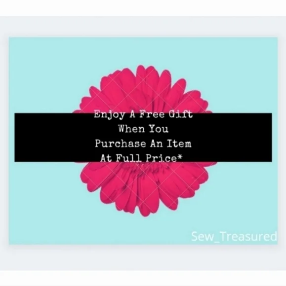 White Cold Shoulder Maxi Dress - Picture 4 of 4